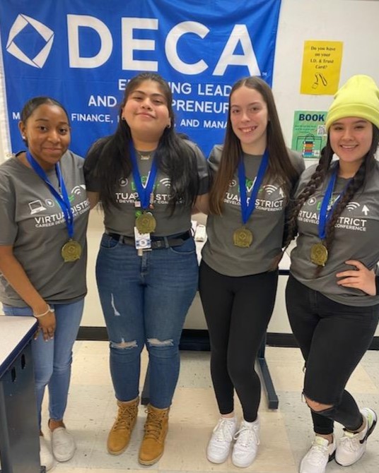 DECA+members+advancing+to+the+state+competition%3A+Jasmine+Cambric%2C+Diana+Dominguez%2C+Kadynce+Ringdon+and+Julissa+Palma.